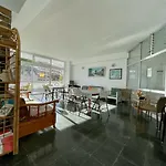 Beachfront With Ocean Views Daire Los Cristianos (Tenerife)