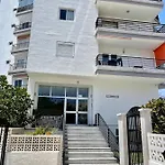 Beachfront With Ocean Views Daire Los Cristianos (Tenerife)